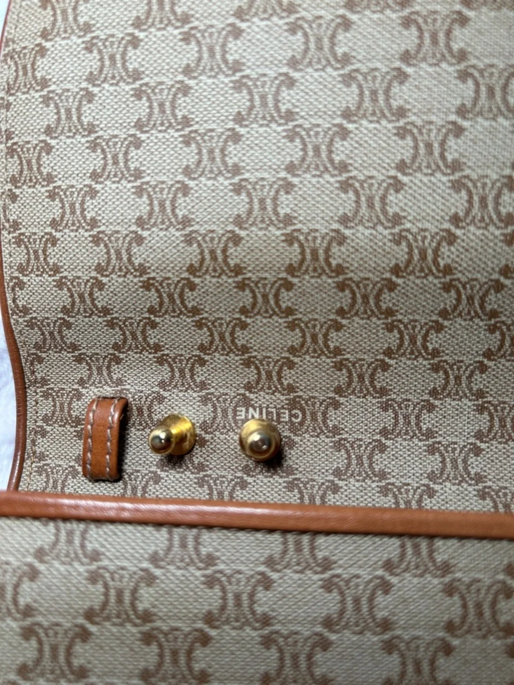 345. Vintage CELINE Macadam PVC and leather beige shoulder bag w/coa - Picture 13 of 14